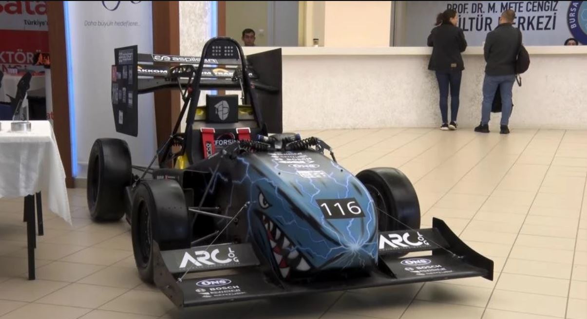 Yüzde 67'si yerli: Türkiye'nin en hızlı elektrikli yarış aracı geliyor