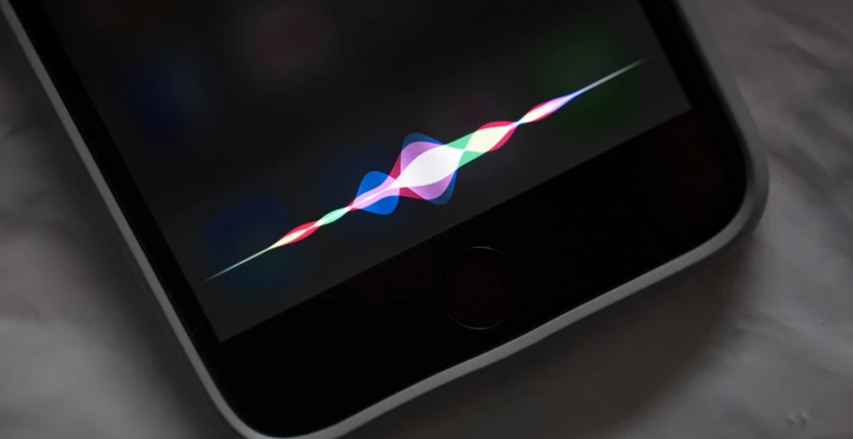 iPhone’da Siri’yi Gemini ile değiştirmek artık mümkün, ancak önemli bir sınırlama var